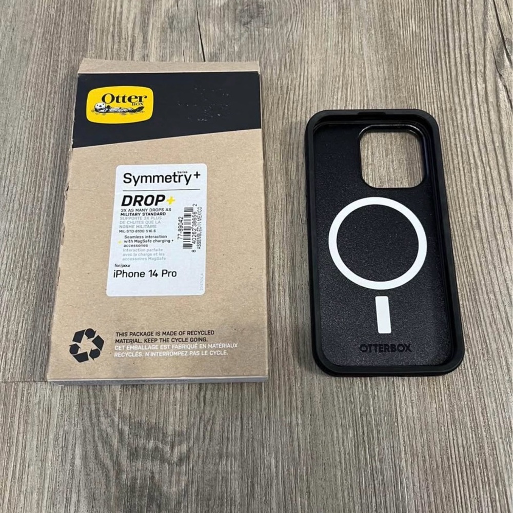 Otterbox Symmetry W/magsafe For iPhone 14 Pro Black New in Box